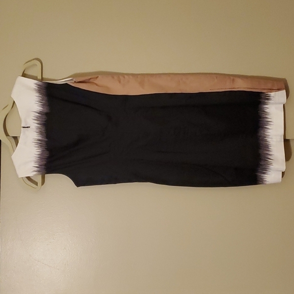 Tahari Black, White and Tan Sheath Dress Size 6 - Picture 4 of 5